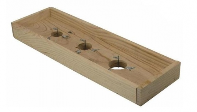 RAJADOR ACEITUNAS 3 AGUJEROS MADERA LOGUI